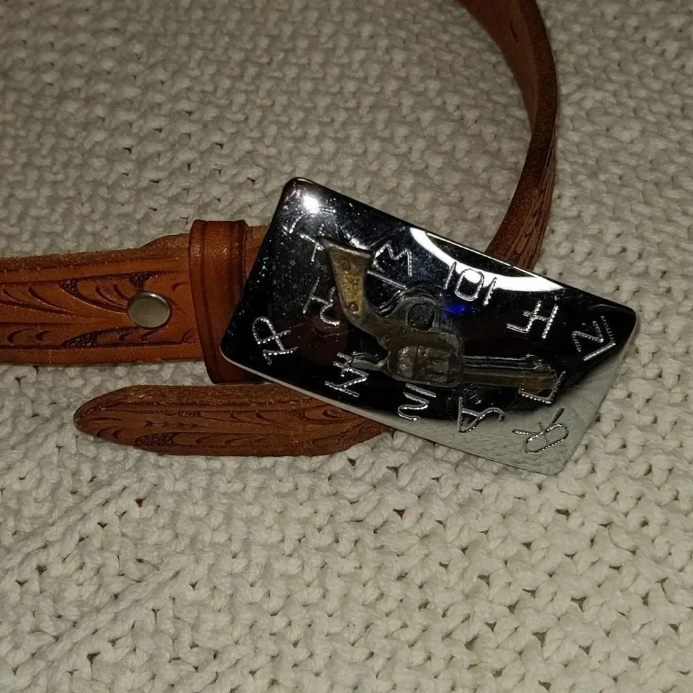 Vintage leather belt with Chambers buckle‎